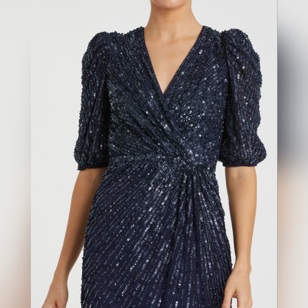 Like new Sz 10 Mac Dugal Sequined V Neck Short Sleeve Midi Dress - Picture 13 of 17